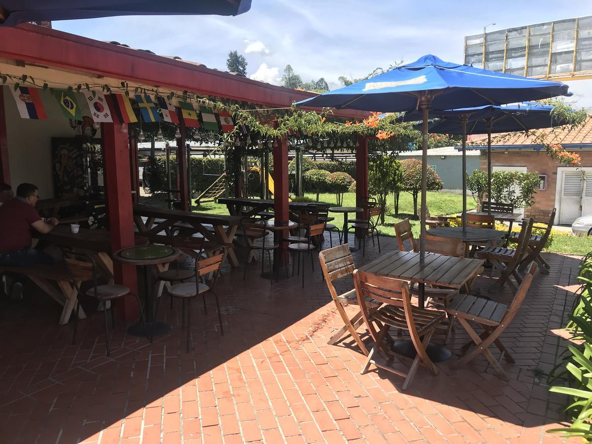 Hostal El Hangar Rionegro Ngoại thất bức ảnh